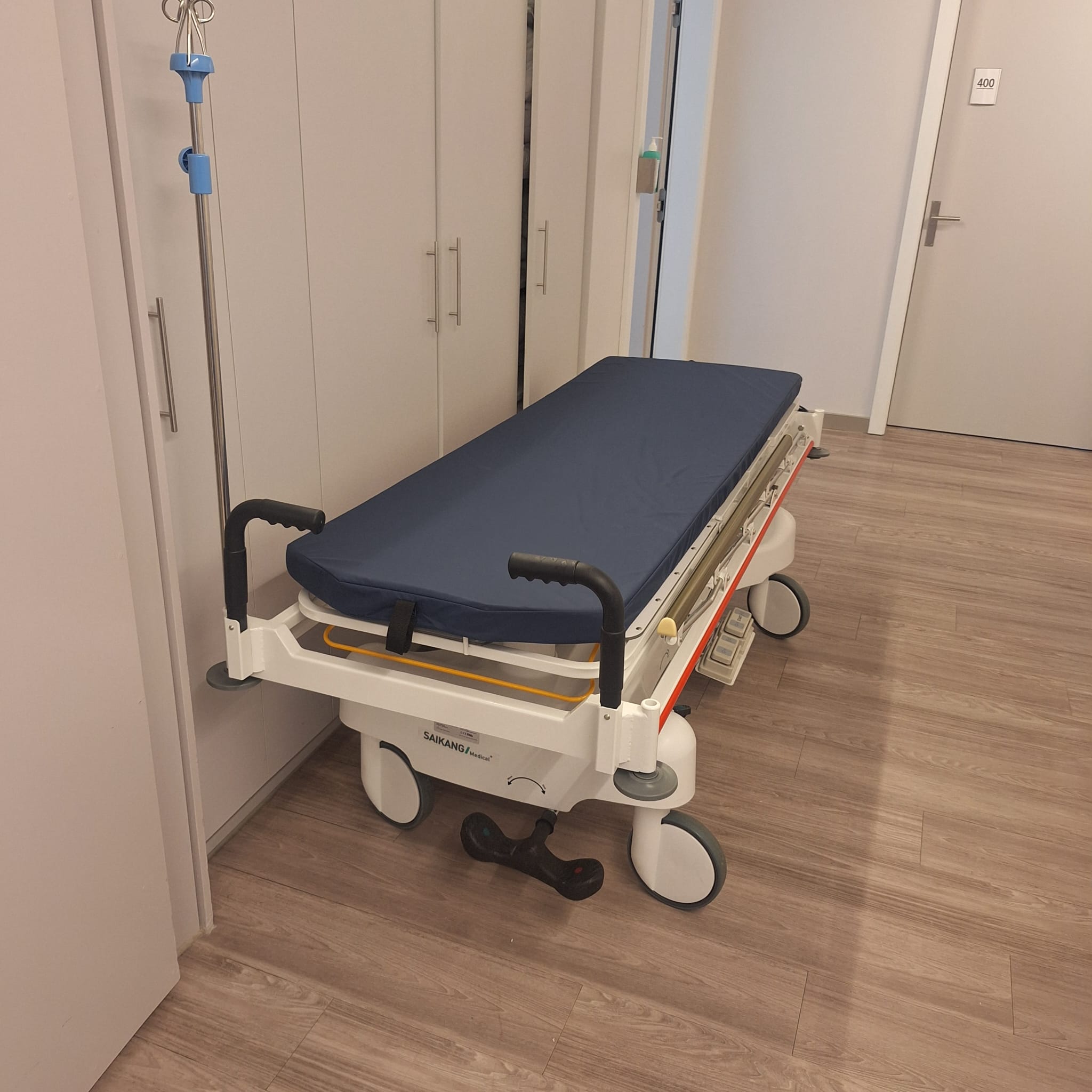 Clinique de Montchoisi — Brancards médicaux
