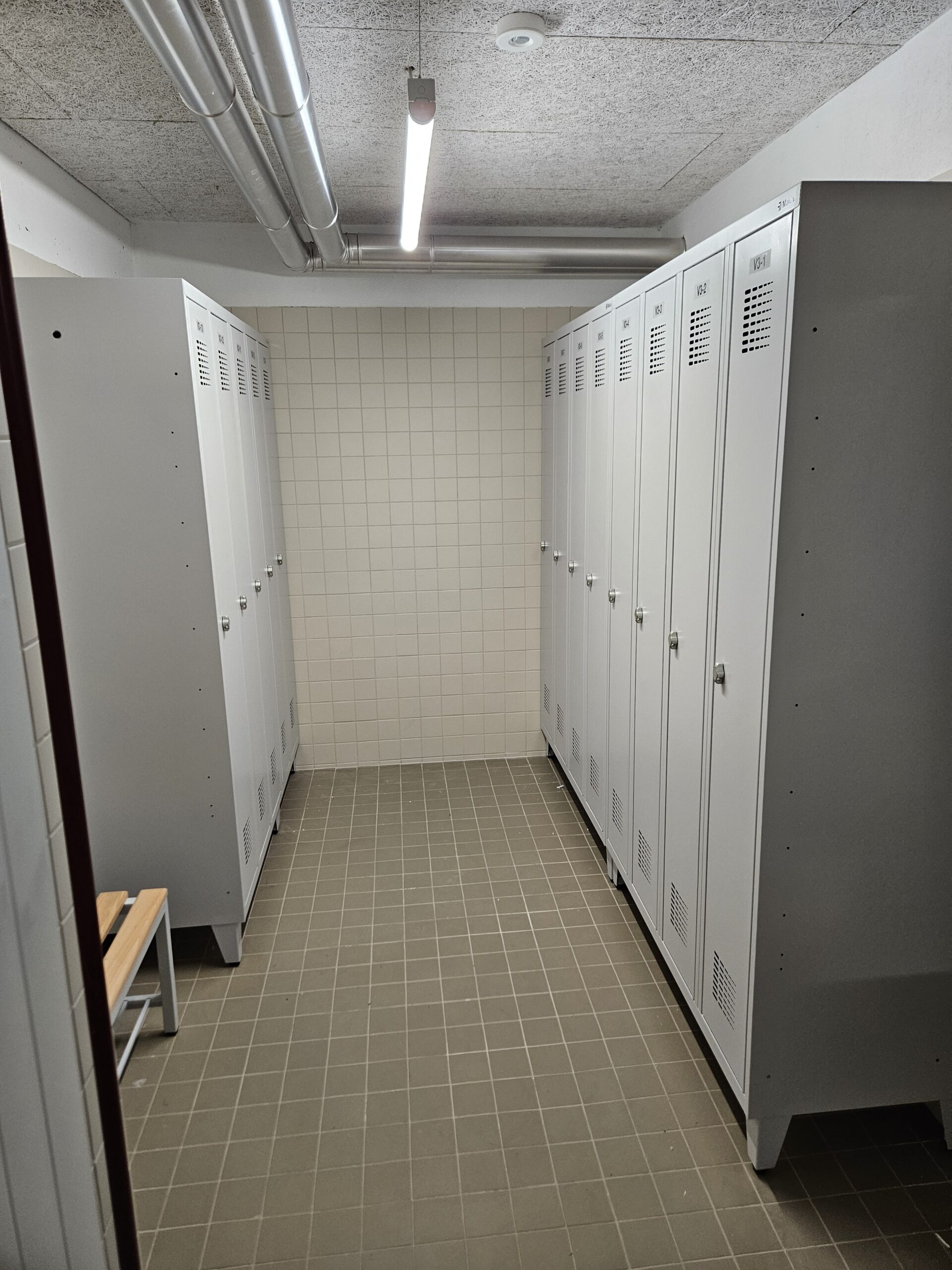 EMS Fribourg — Vestiaires professionnels