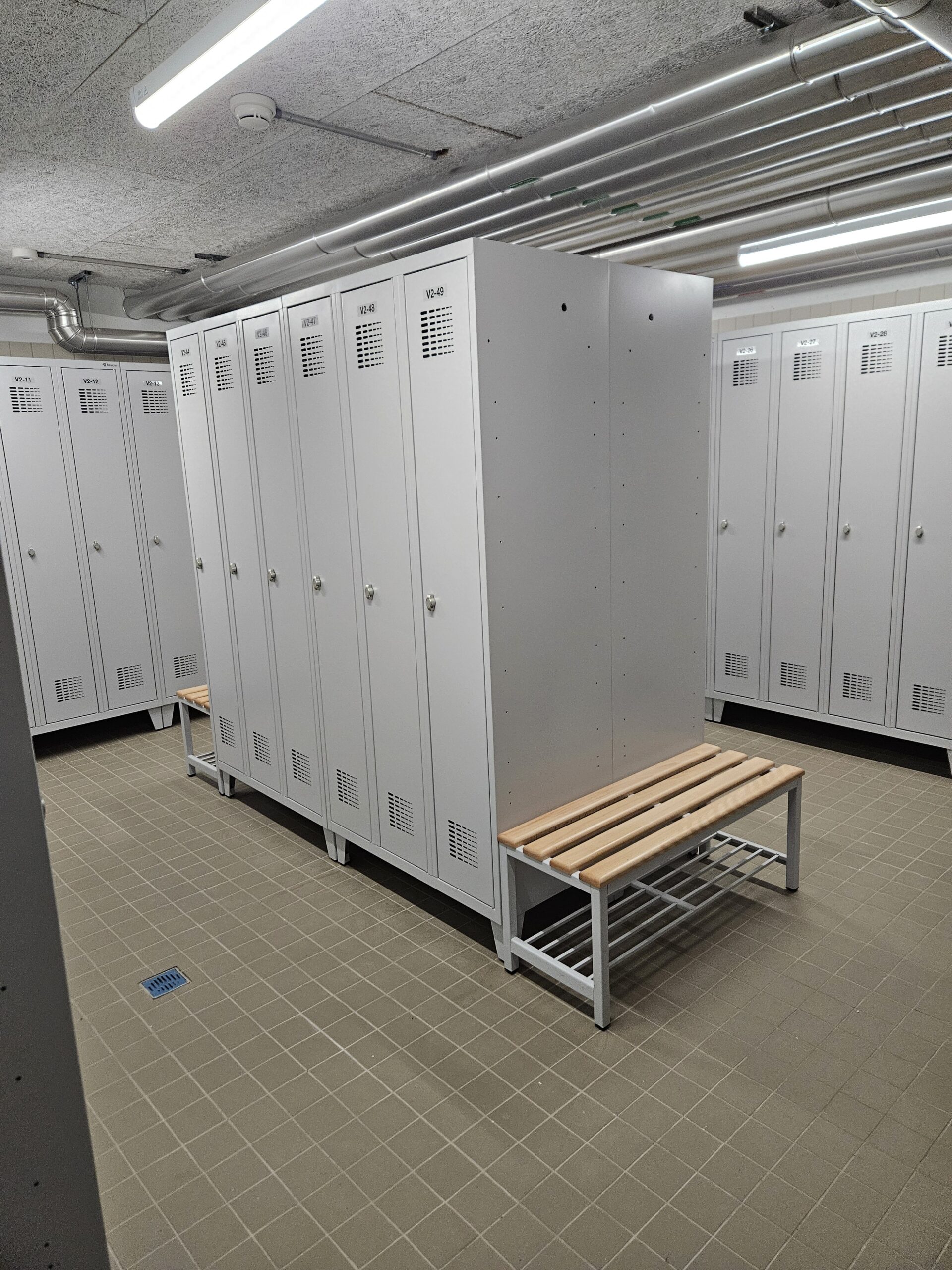 EMS Fribourg — Vestiaires professionnels